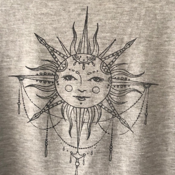 Tilly’s Boho Tee - Picture 2 of 6